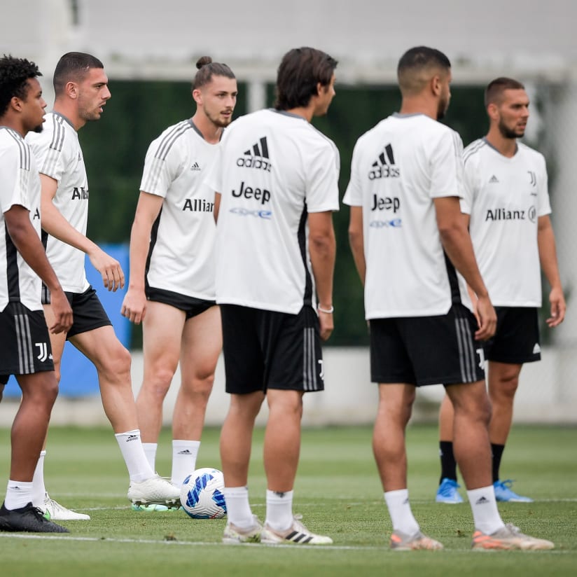 Sesi latihan ganda persiapan Juve - Cesena