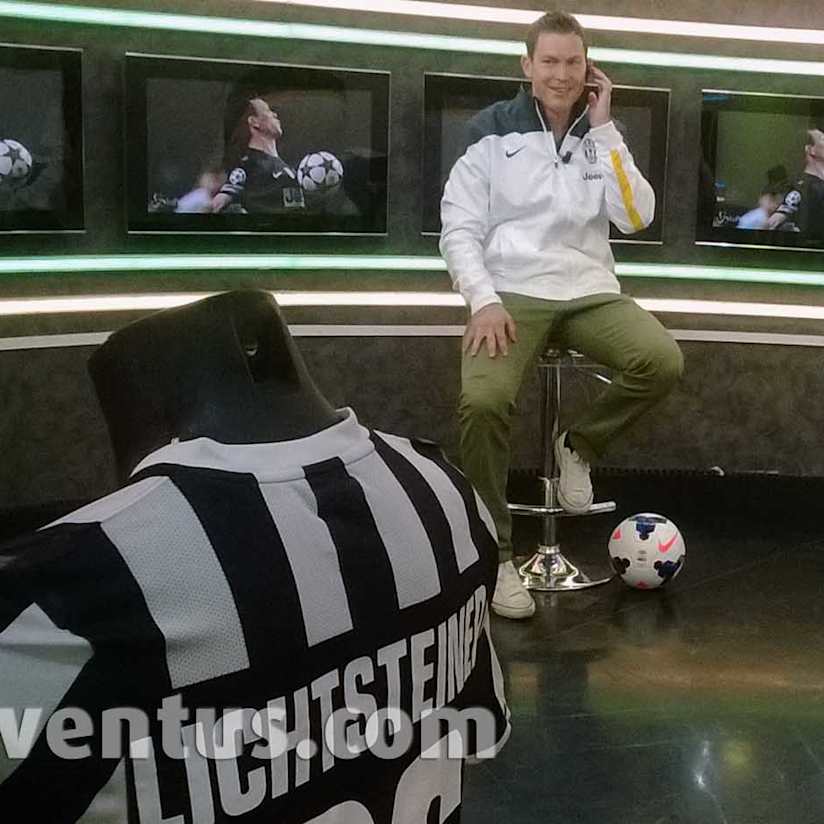 Lichtsteiner: «#NapoliJuve, sfida tra big»