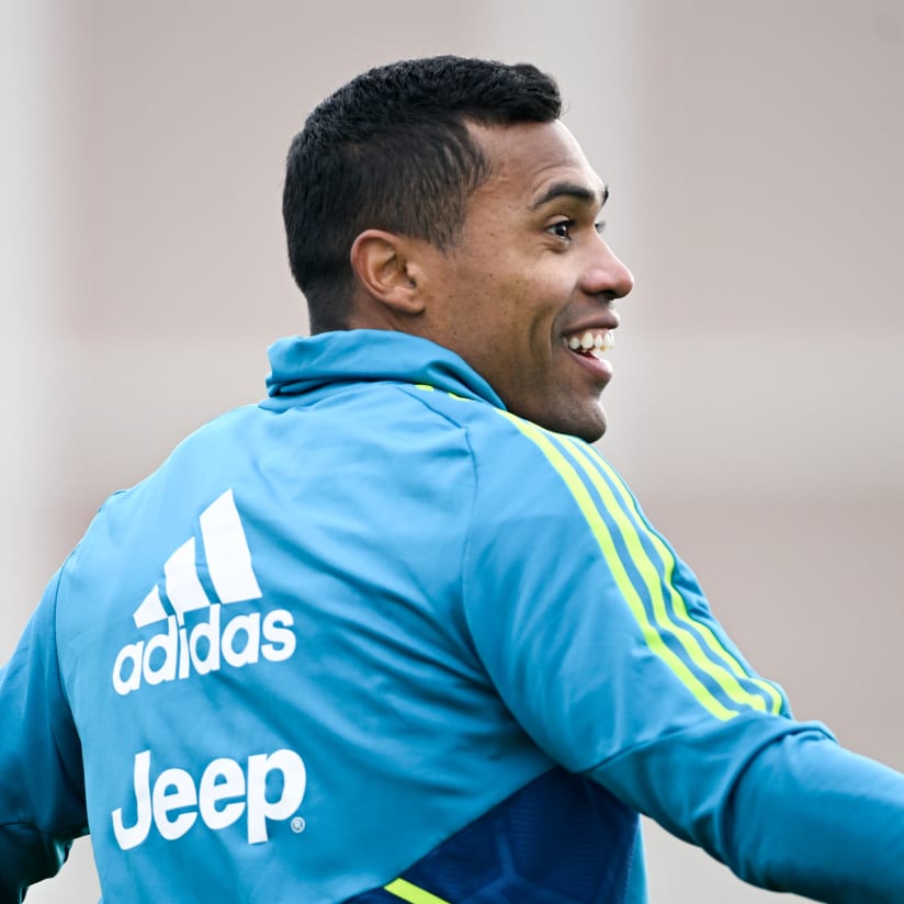 Auguri, Alex Sandro!