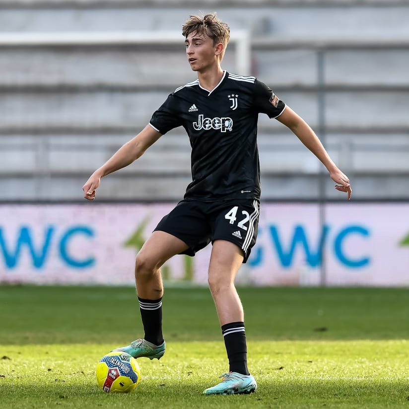 Dean Huijsen | Player Profile