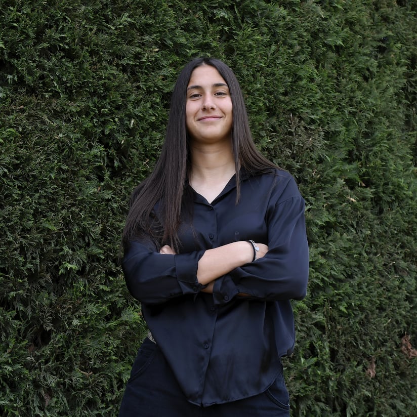 Women | Eye on Loans | La stagione di Chiara Beccari 