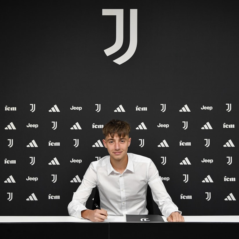 Juventus Primavera | Primo contratto per Andrei Florea