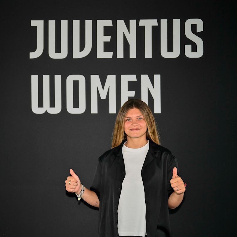 Manuela Sciabica signs for Juventus!