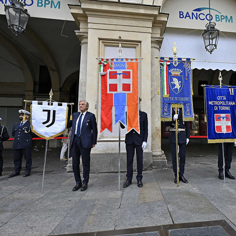 In memory of Erika and Marisa