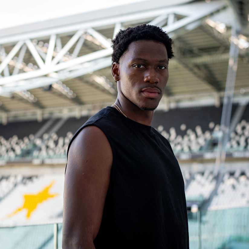 Benvenuto a casa, Jonathan!