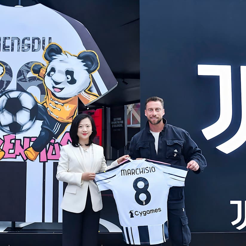 Sport, Culture and Brand: Juventus Brought Black&White to Chengdu