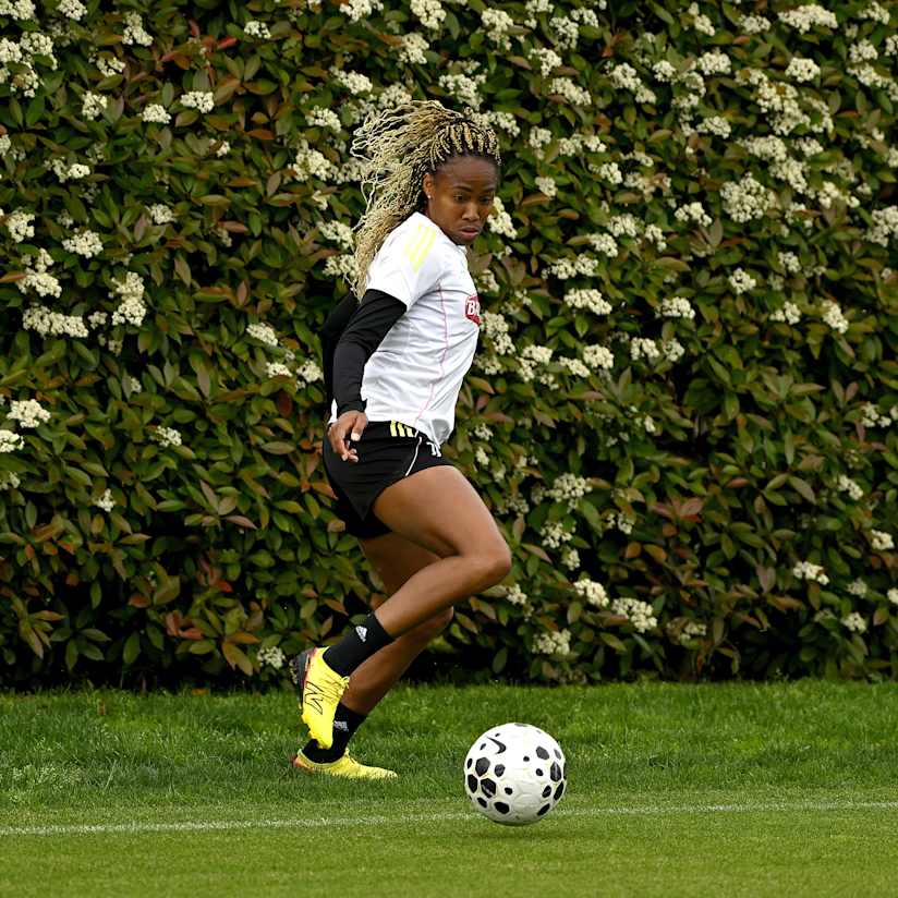 Gallery | JWomen get ready for Napoli