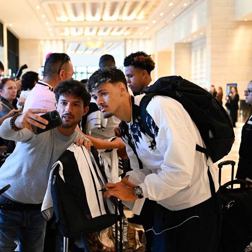 Gallery | The Bianconeri arrive in Perth