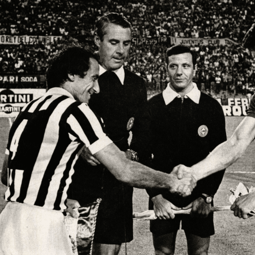 Cerita Hitam & Putih | Juve vs Hungary