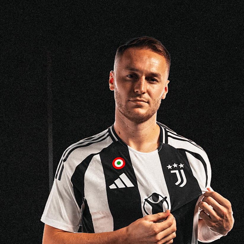 Teun Koopmeiners signs for Juventus!