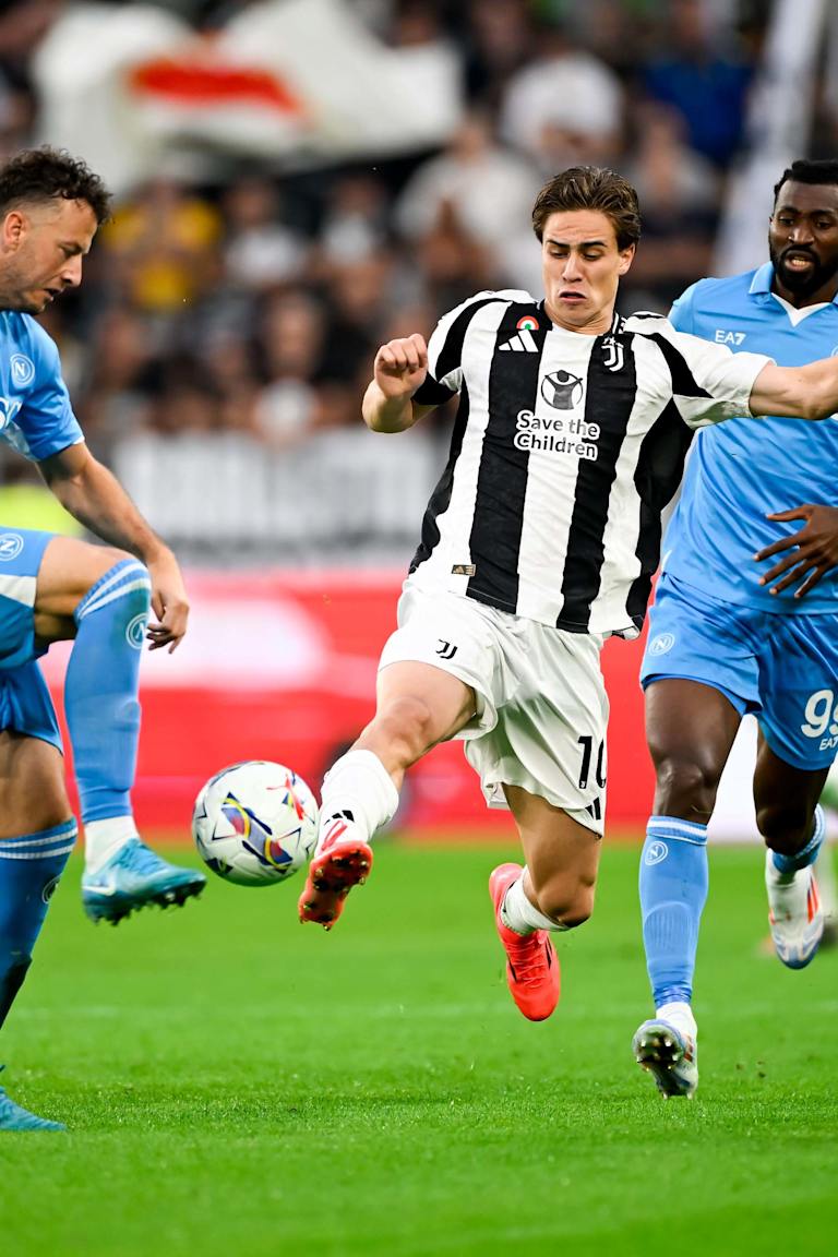 Juventus held to draw against Napoli