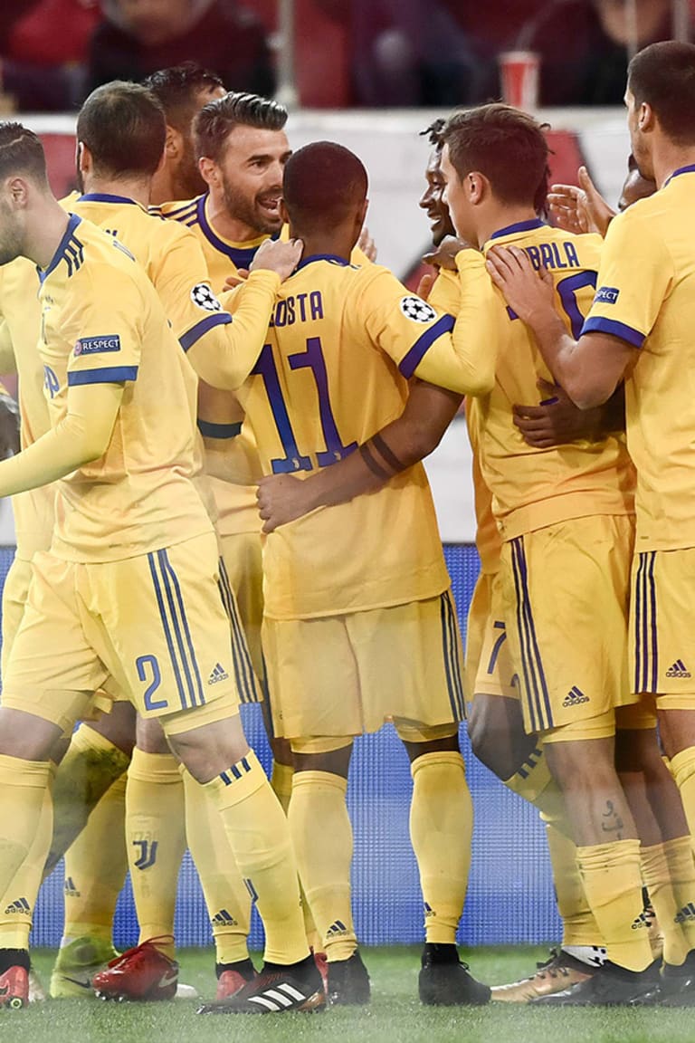 Juve through to the last 16!