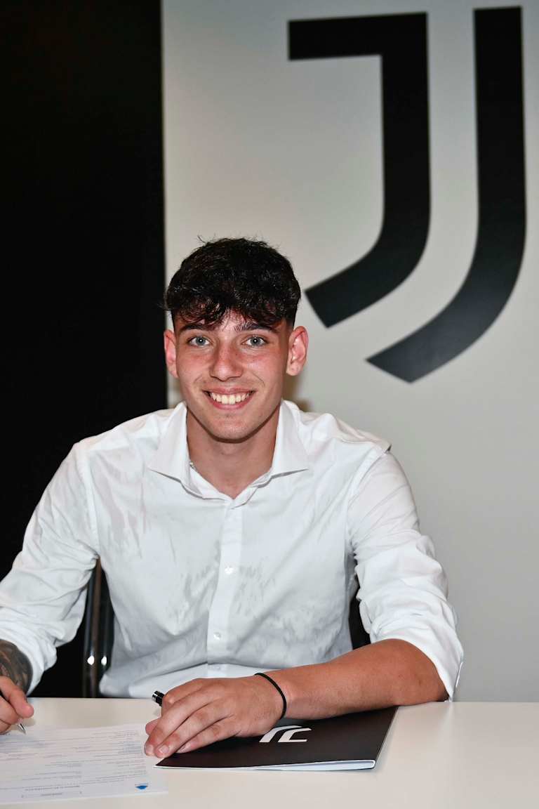 Ufficiale | Primo contratto da professionista per Vacca