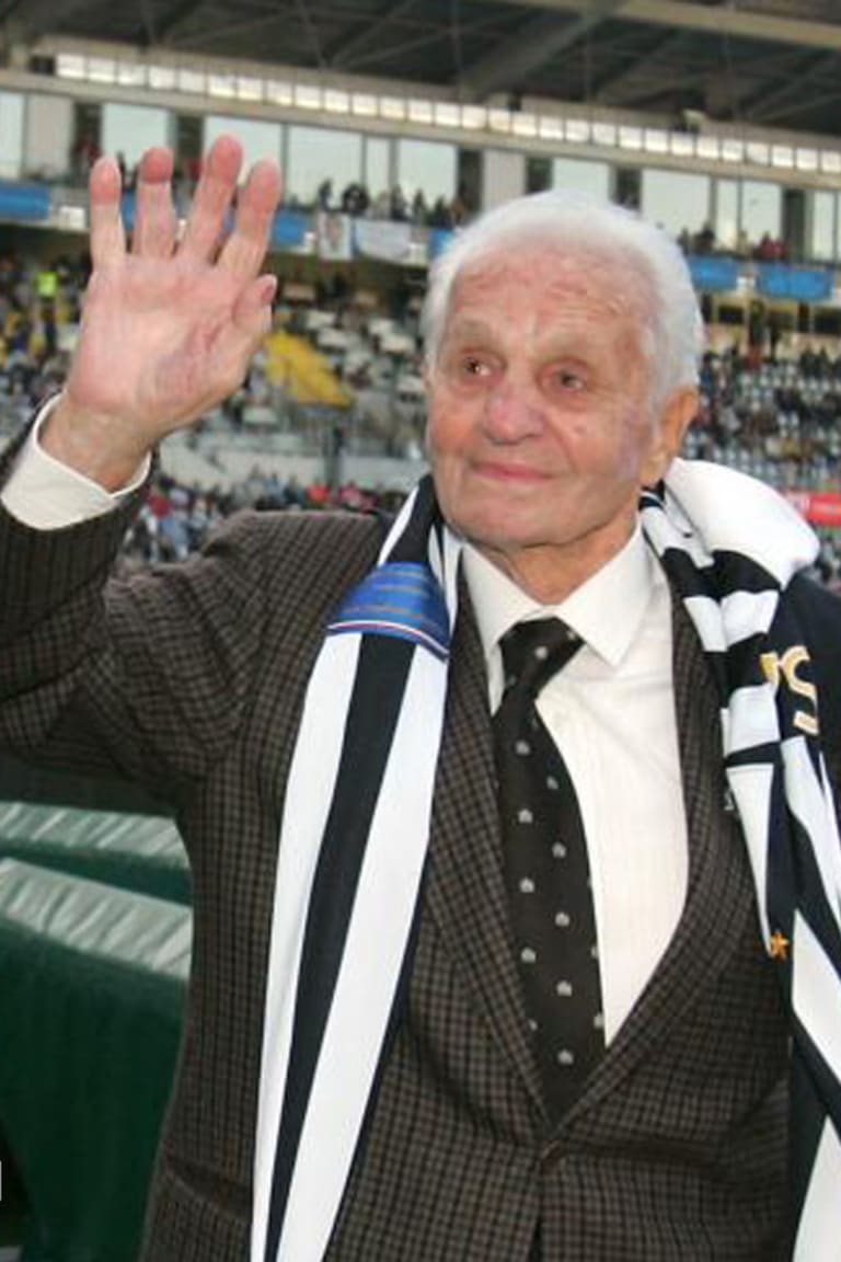 Sentimenti IV passes away