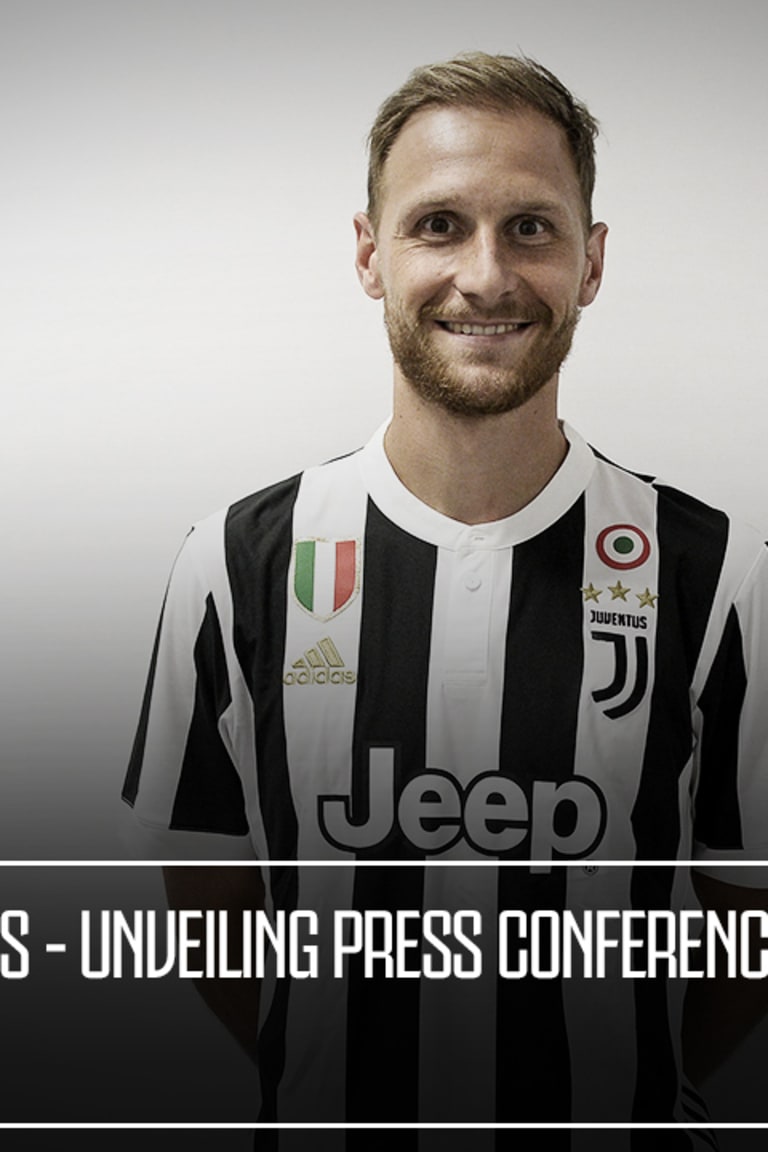 LIVE - Benedikt Höwedes Press Conference!