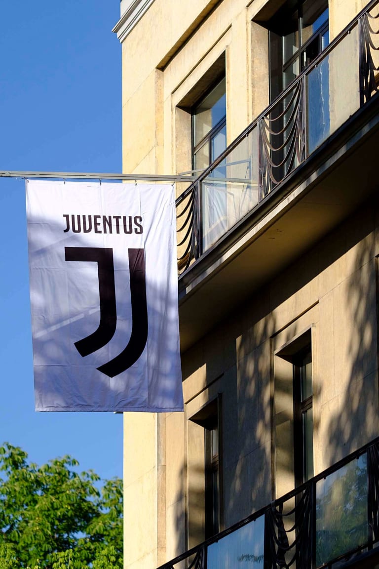 Benvenuto al nuovo logo della Juventus, benvenuti nel futuro!