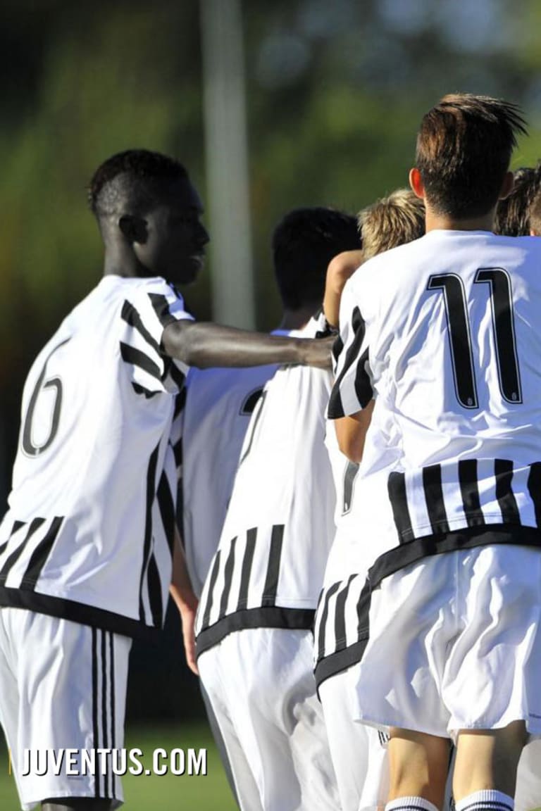 Under 17s take derby spoils