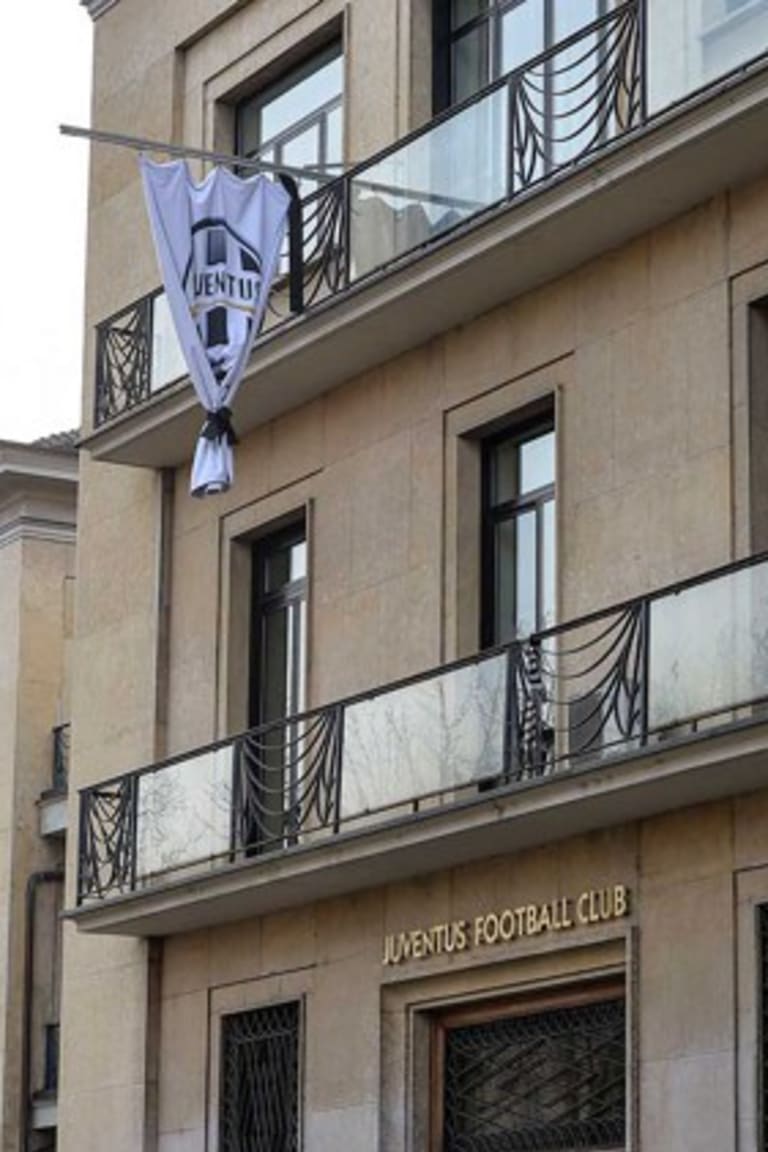 Juventus turut berduka cita bagi para korban serangan di Tunisia