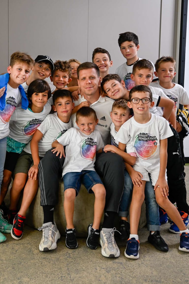 An afternoon with Tek and our Junior Members!