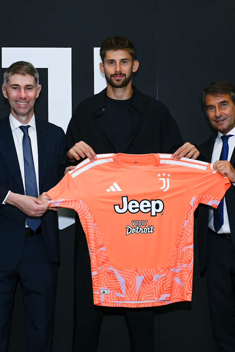 Guglielmo Vicario is Bianconero!