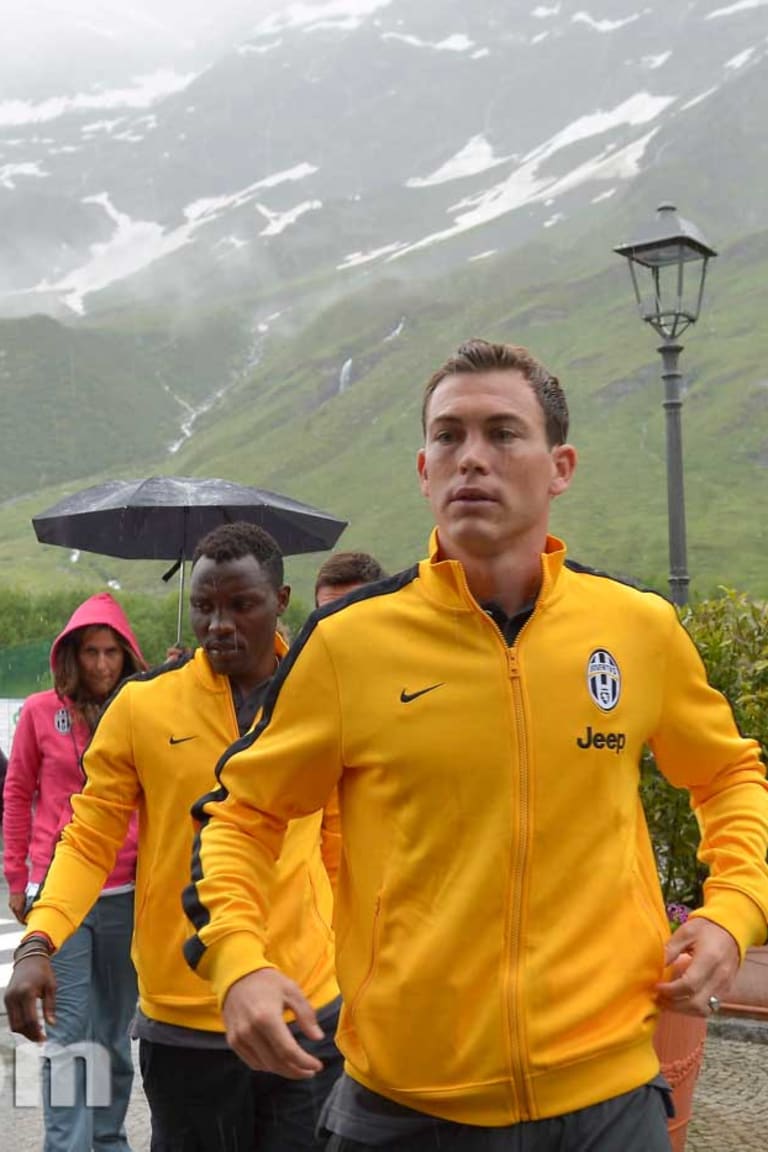 Lichtsteiner è già in vetta