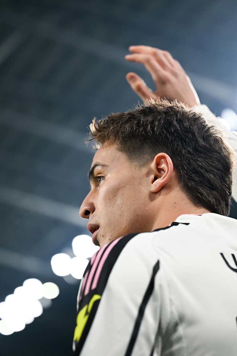 _J017231_dce31cf3-d7bb-415c-b652-136c13860c48 copy