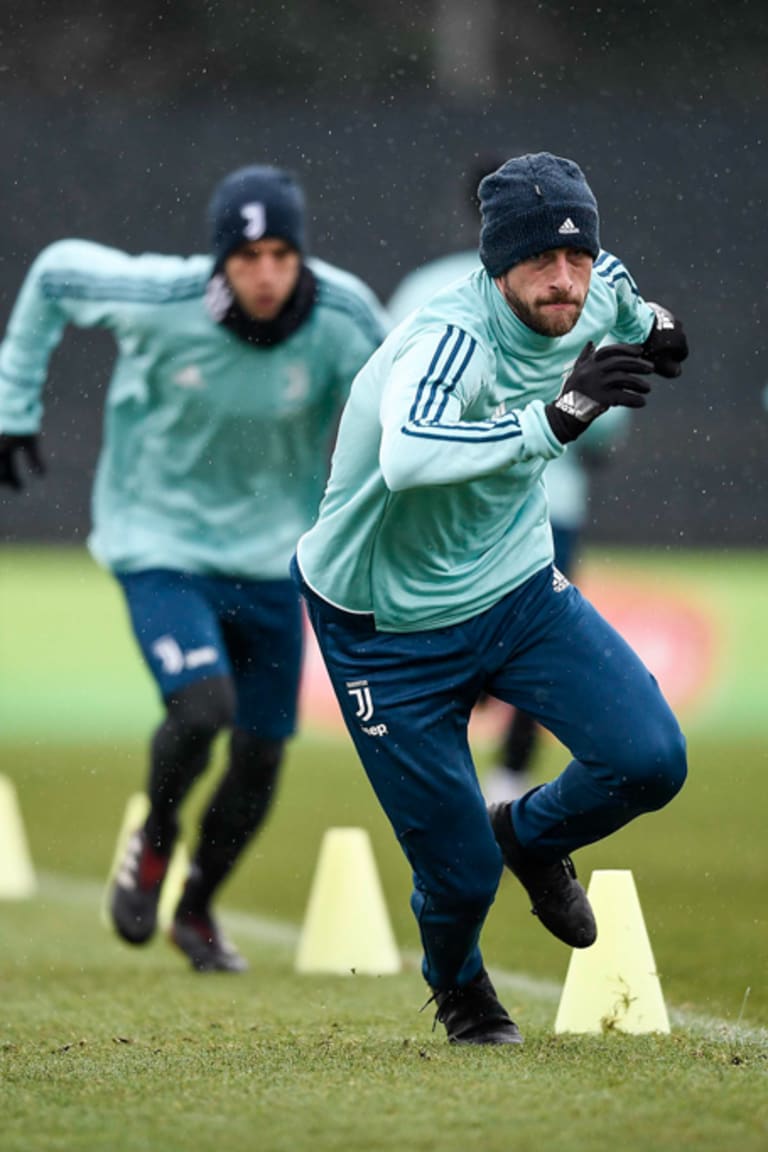Latihan jelang Hellas Verona