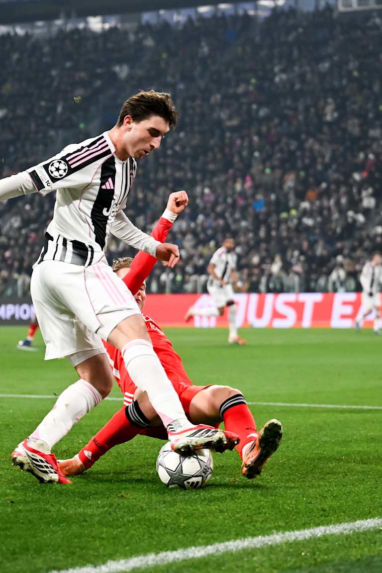 _J012829_b675772f-acb7-4034-a79b-98d551cb9da4