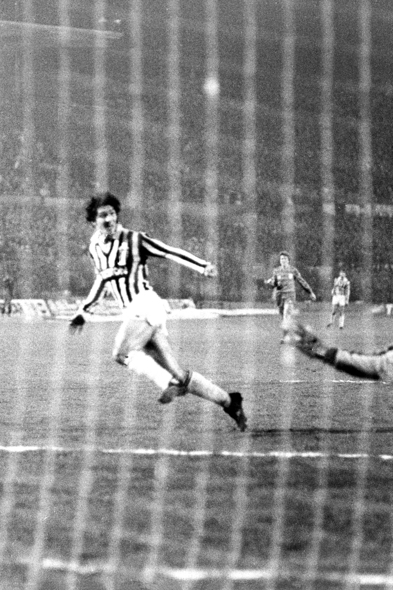 Black & White Stories: Juve and Standard de Liège