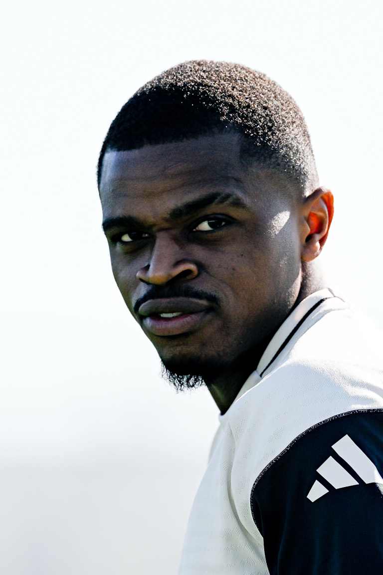 LIVE | Pierre Kalulu presenta Roma - Juventus