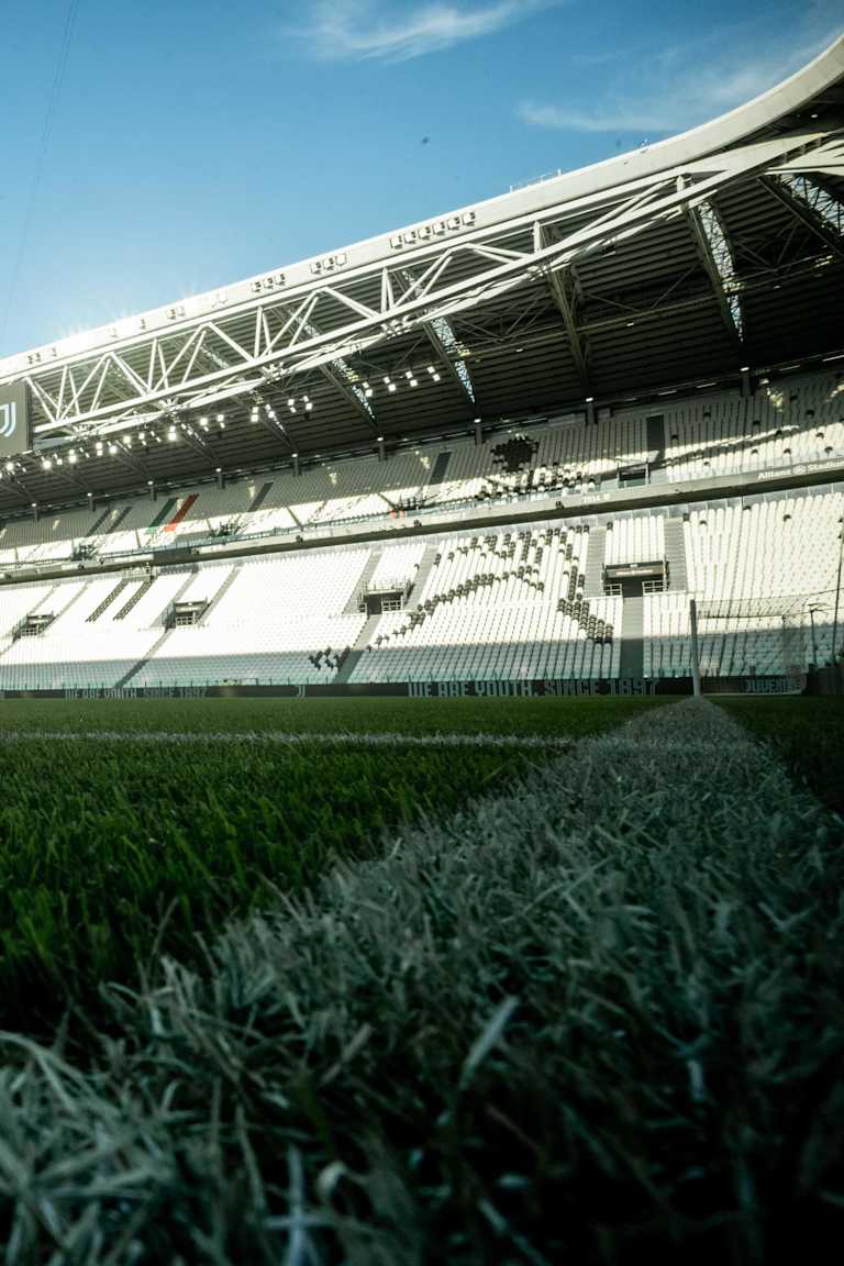 allianz-stadium-pitch-line-02 (1)
