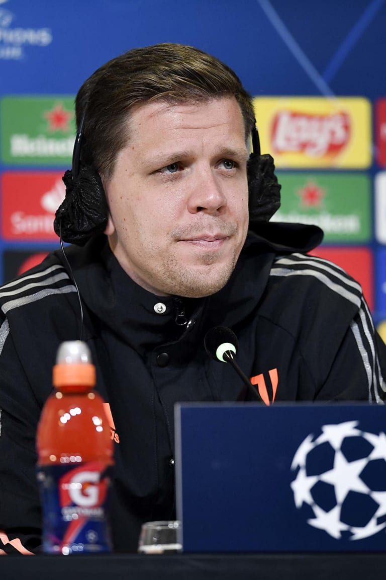 conferenza stampa pirlo szczesny juve ferencvaros4