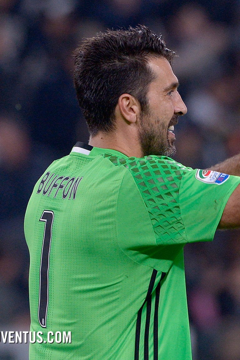 Buffon, Dybala e Higuain candidati al Pallone d'Oro 2016