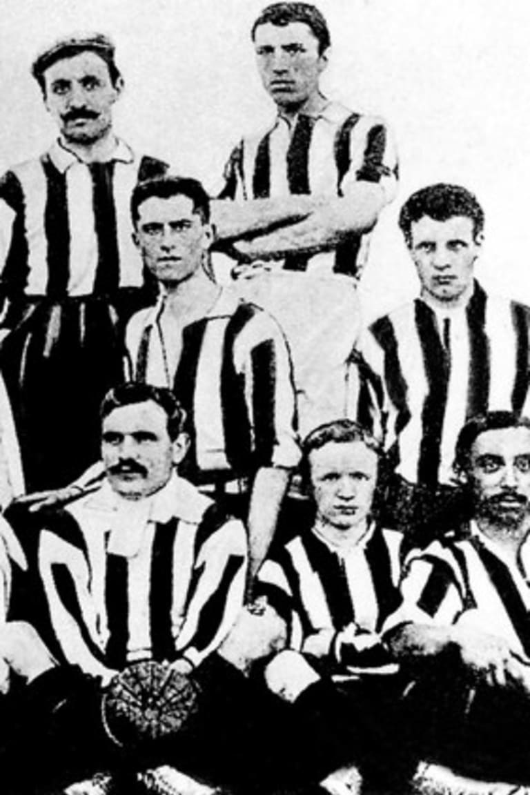 #OnThisDay pada 1905: Juventus meraih gelar Scudetto pertama