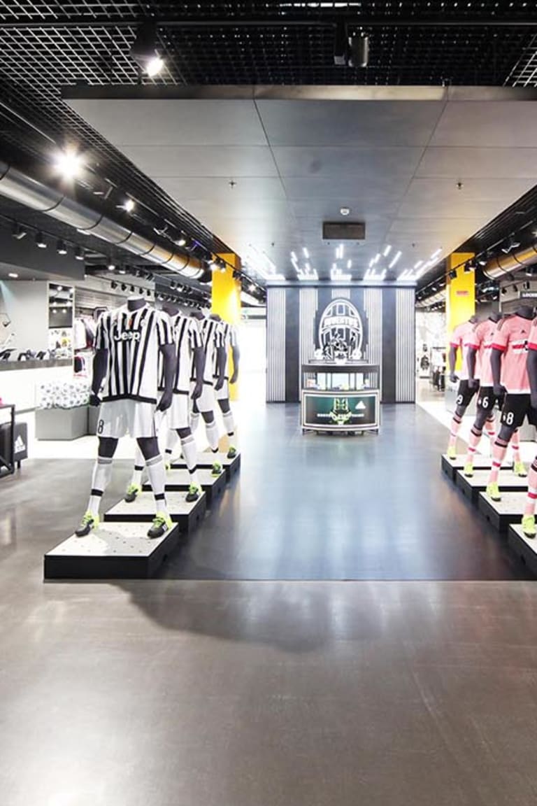 Juventus Store dengan tampilan baru telah dibuka di Turin