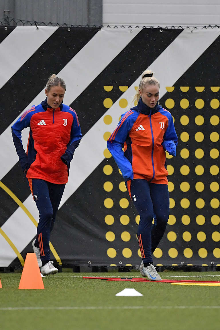 uwcl training vallerenga 10