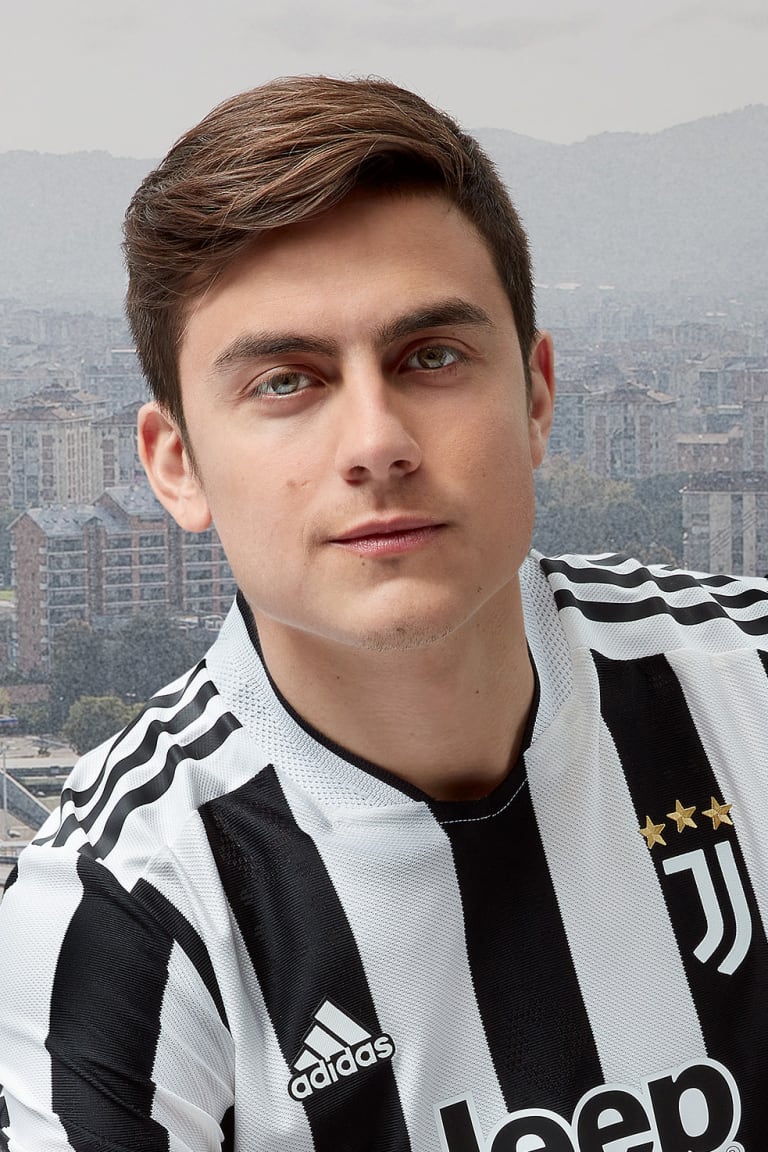 16-9Adidas_Paulo_Dybala_3182_v001