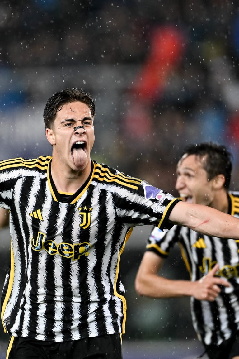Juve storm back to share the points at Bologna
