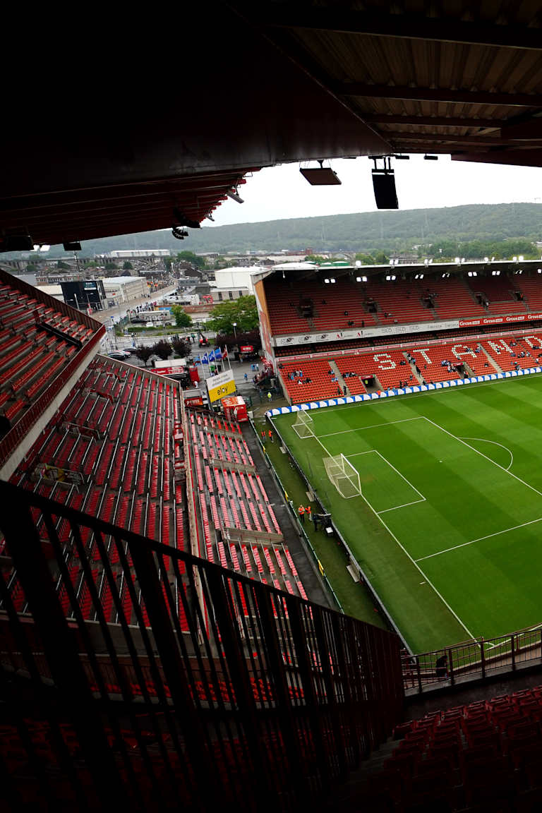 Watch Standard Liège-Juventus live!