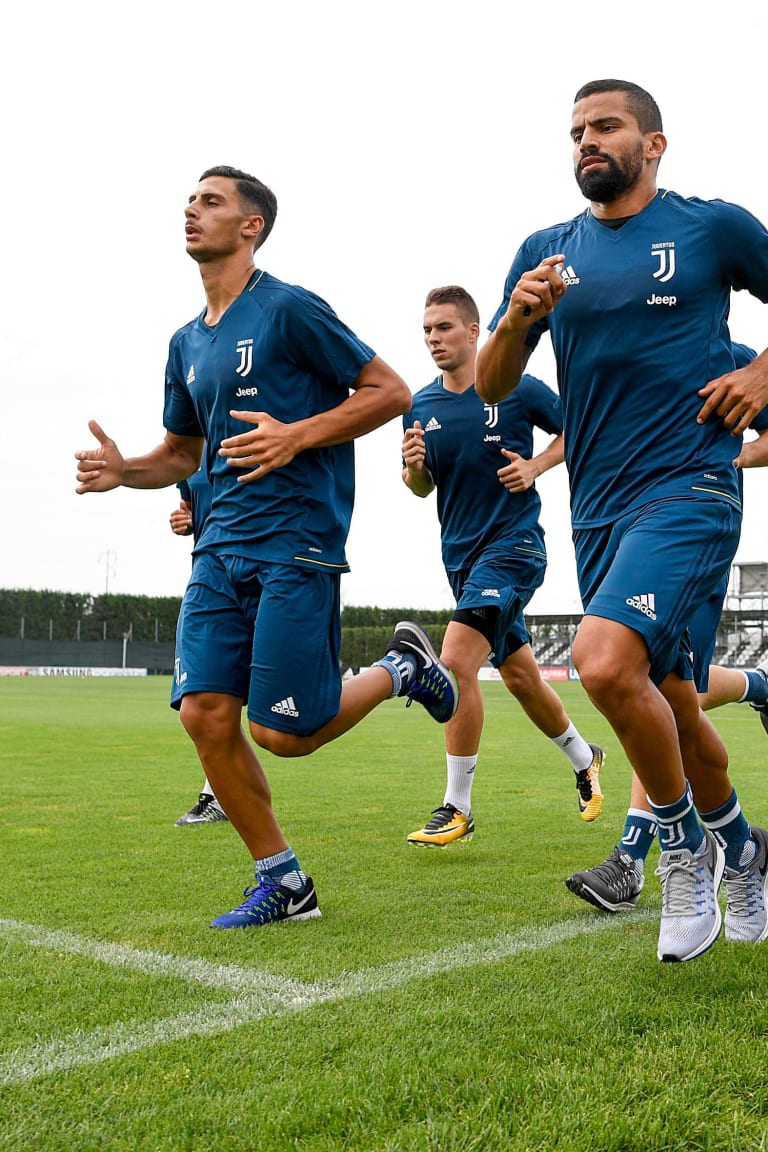 Perjalanan Juventus ke Meksiko dibatalkan