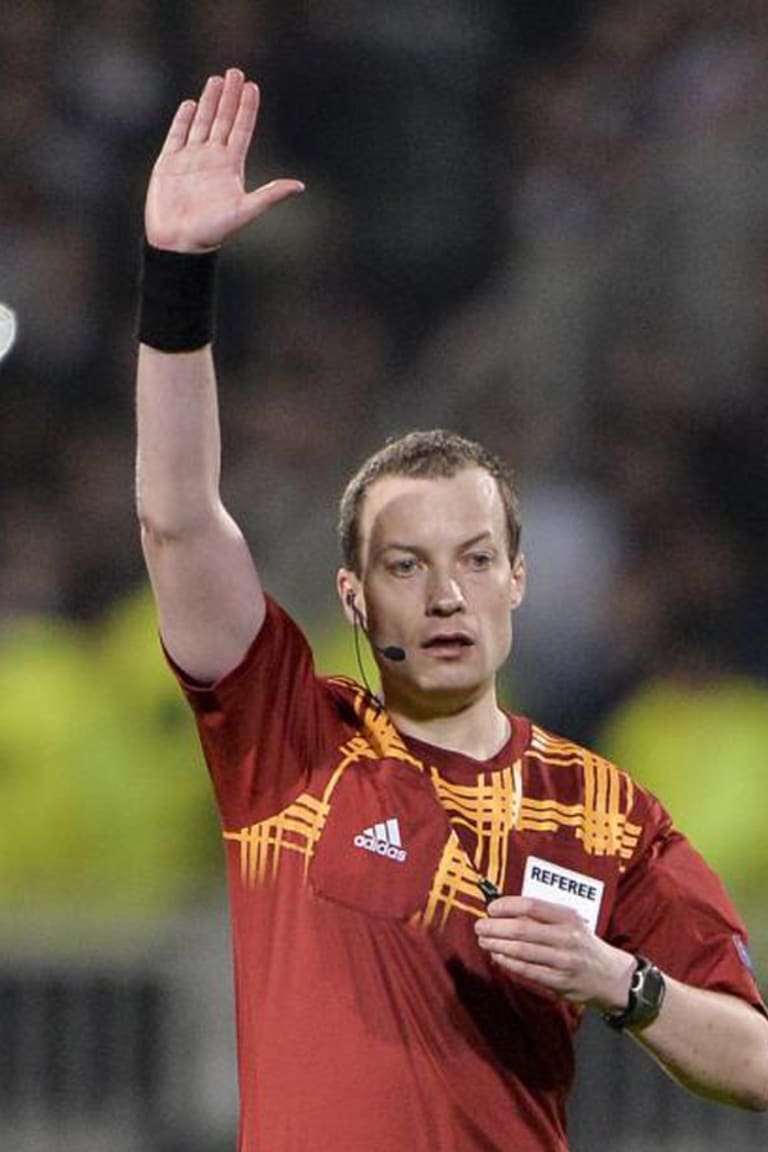 Lo scozzese William Collum dirige Monaco-Juve