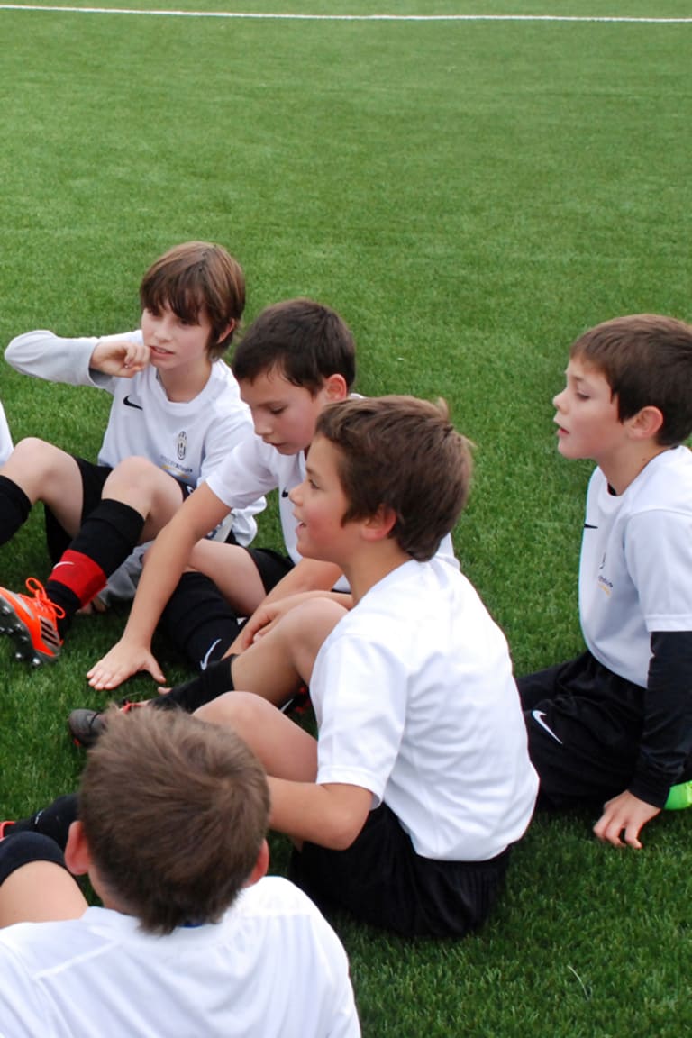Primi Calci, countdown per il calcio d’inizio