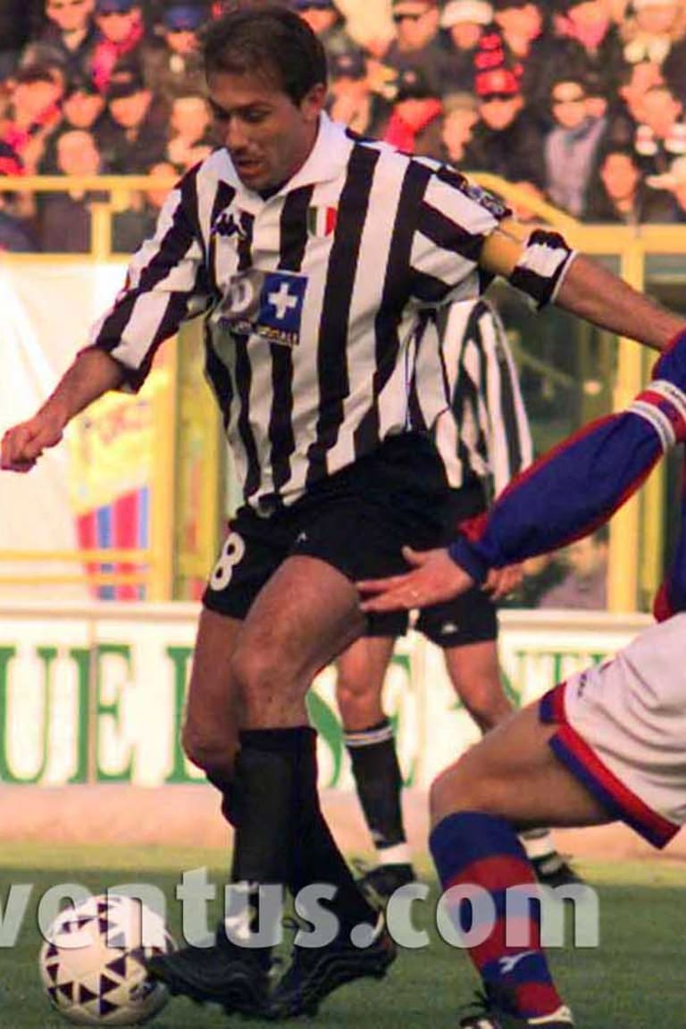 Bologna-Juve, la coincidenza e la serie