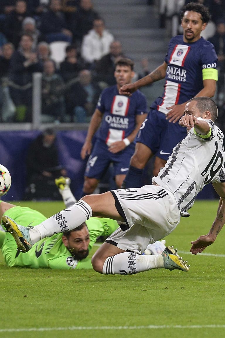 Juve edged out by PSG in UCL