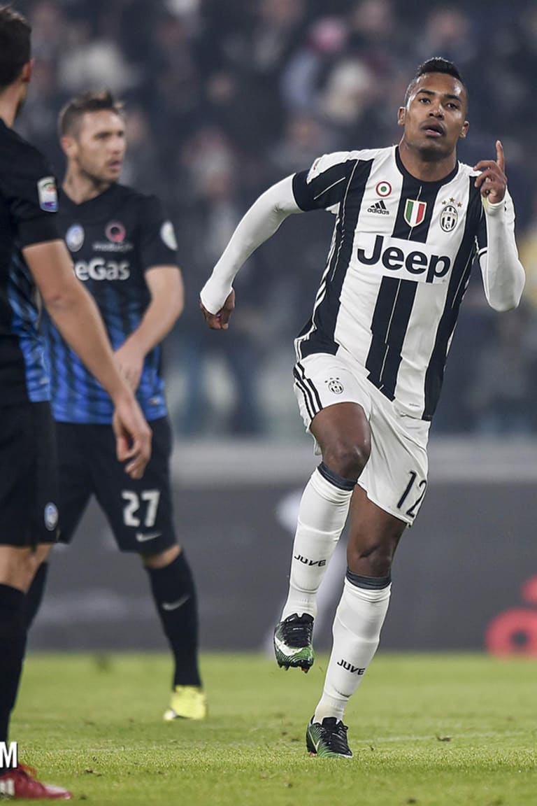 Alex Sandro: "Three must-win games"