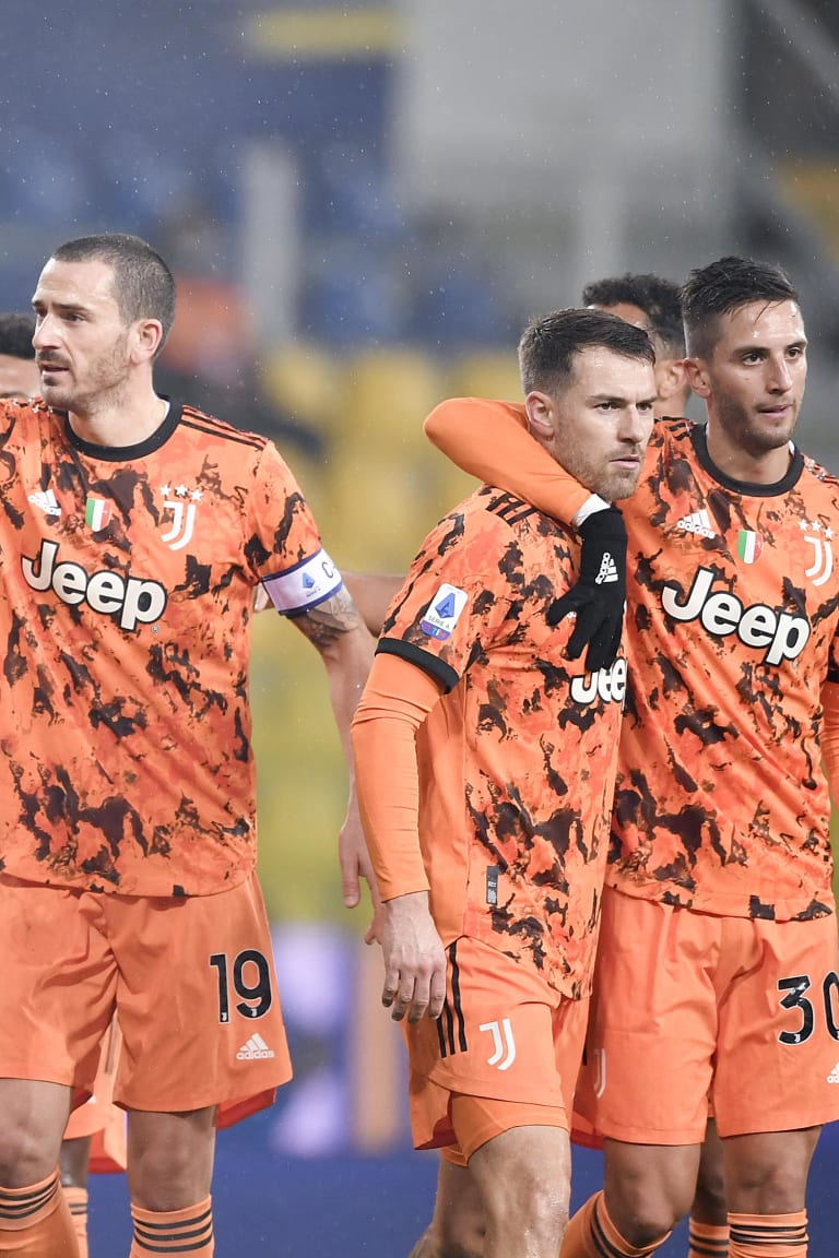 Juve fire four past Parma