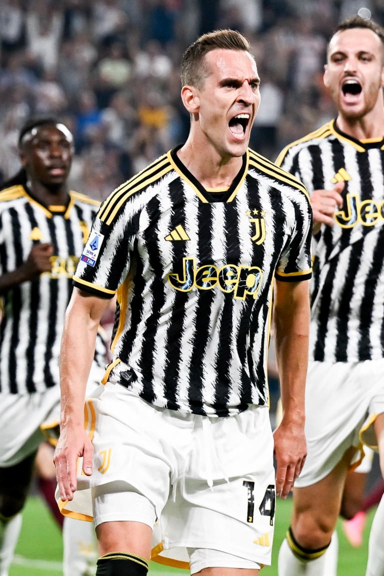 Gatti and Milik give Juve derby joy