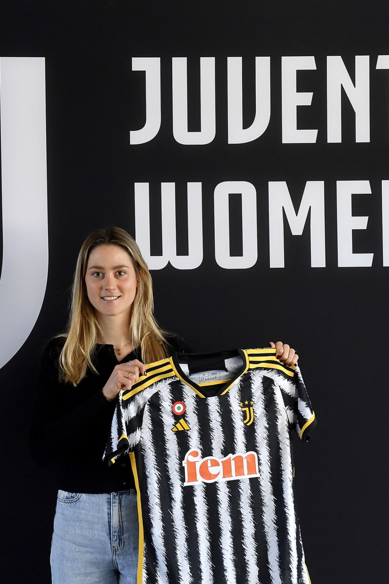 Women | Viola Calligaris is Bianconera!