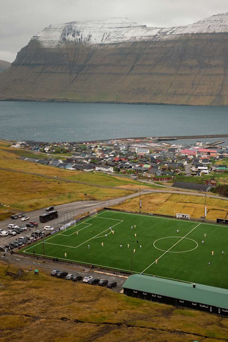 Extreme Fields: seconda tappa alle Isole Faroe, tra fiordi, calcio e passione bianconera