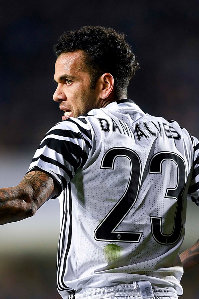 Dani Alves: «Ora scriviamo la storia!»